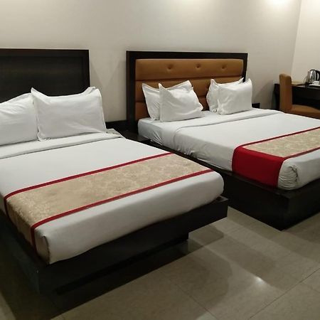 Zenith Hotel - Delhi Airport Yeni Delhi Dış mekan fotoğraf